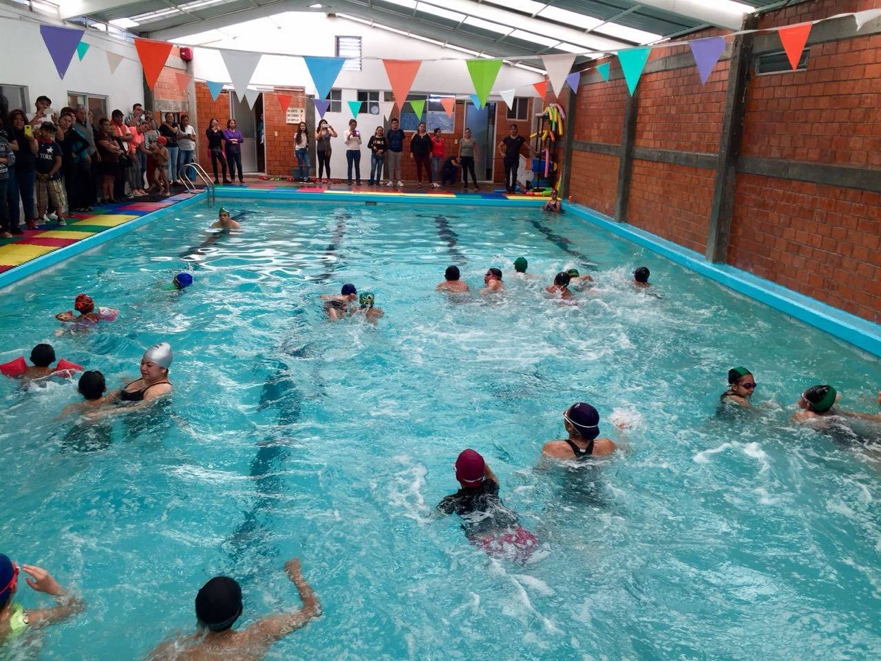 Evento en la alberca